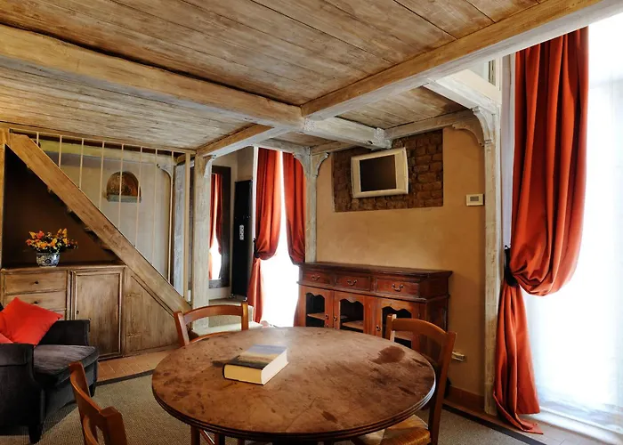 Residenza San Calisto Otel