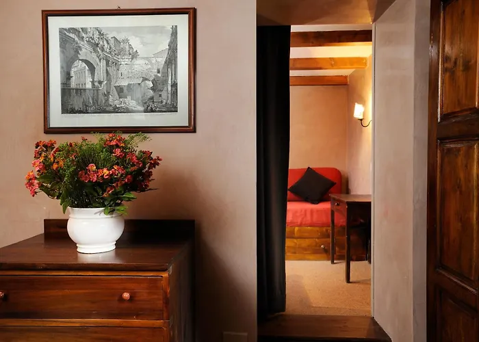 Residenza San Calisto Roma